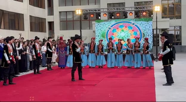 The Soul of the Steppe: Literature and Song Culture of Karakalpakstan